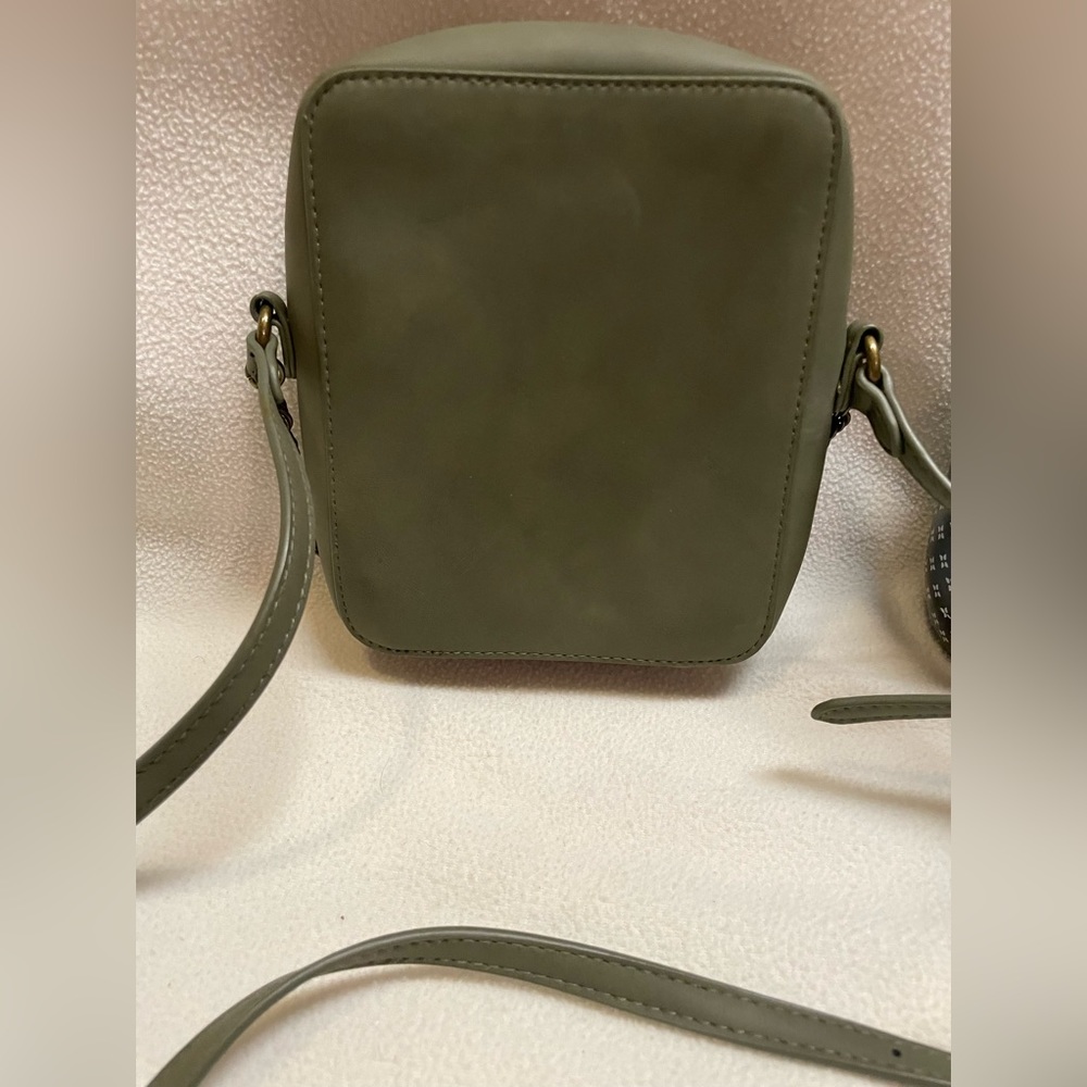 Universal Thread Crossbody - image 2